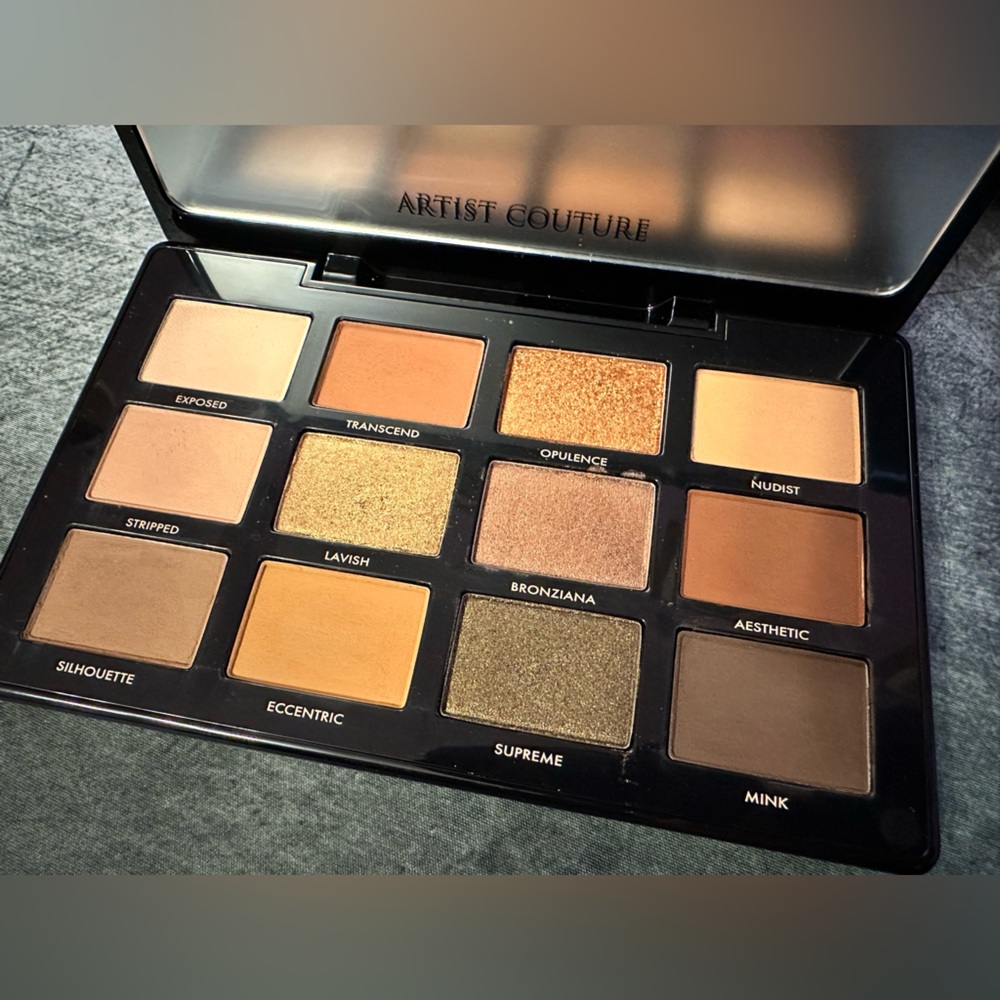 Artist Couture Supreme Nudes Pressed Pigment Eyeshadow Palette